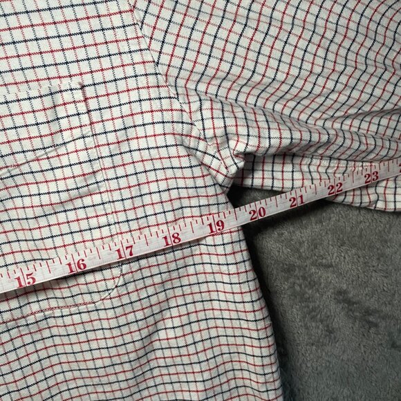 Men's Checkered Dress Shirt - Picture 5 of 9